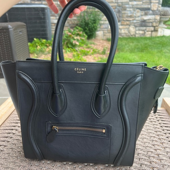 Authentic Celine Micro Luggage Handbag In smooth Calfskin Balck - Picture 3 of 9